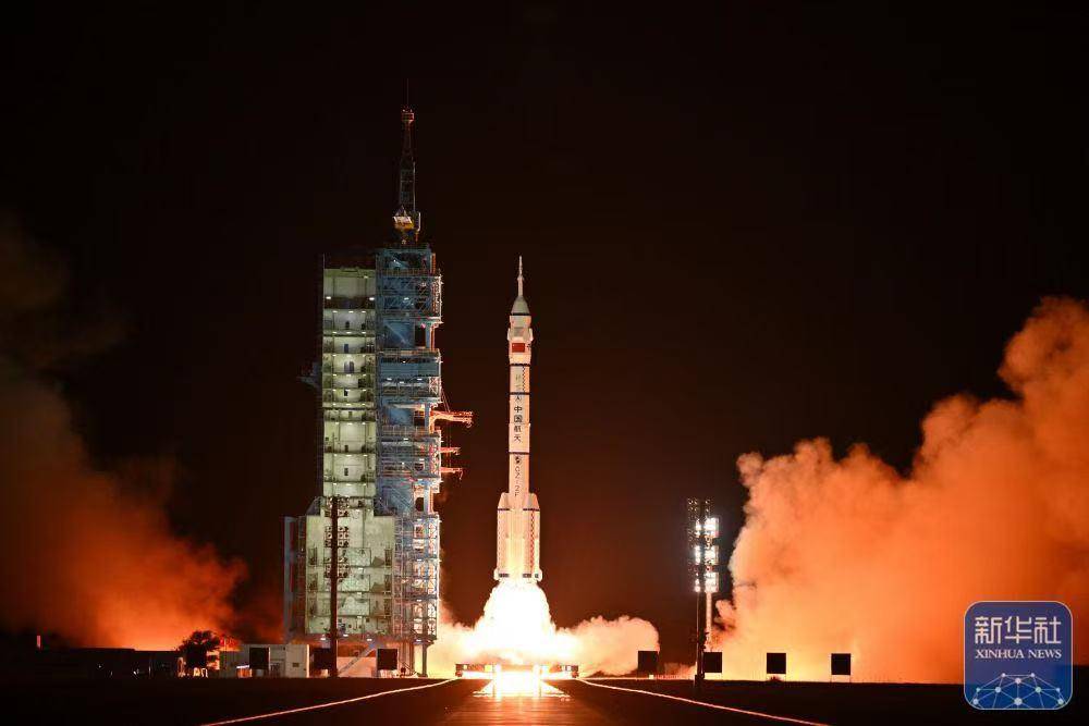 神舟十九号成功发射:采用6.5小时快速交会对接,是装载物资最多最重的一次