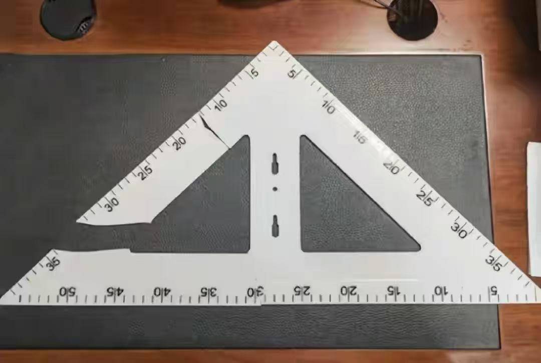 长沙9岁女孩被老师打破头骨一年后,母亲:女儿终于可以上学,相信法院会作出公正判决