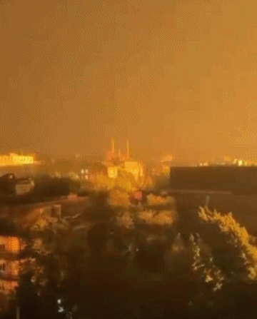 乌媒:俄再次发射洲际弹道导弹!泽连斯基最新发声!乌克兰全境均发布防空警报