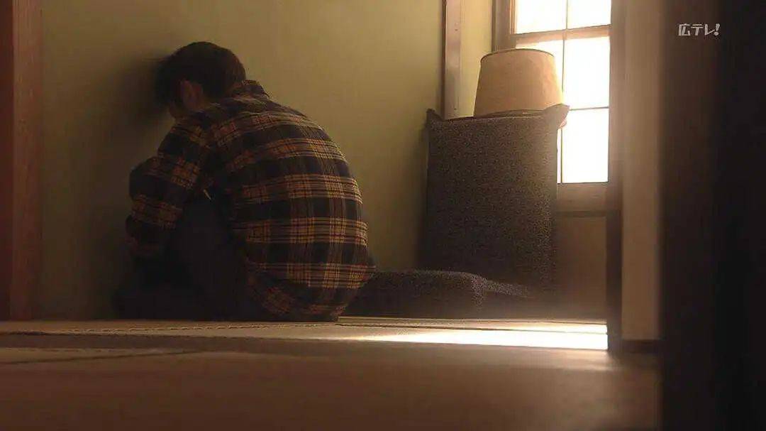 95后为了啃老，开始假装考公