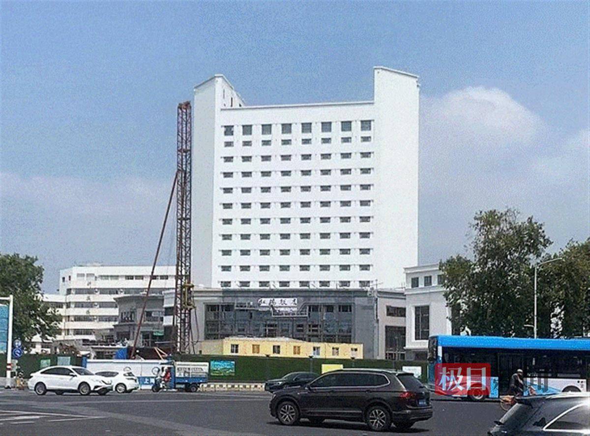 南京虹桥饭店原总厨师长丁洪平被查,前同事:他在业内比较有名