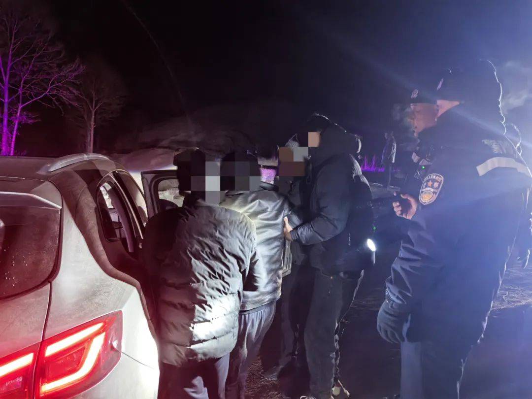 青海一男子过年期间不慎迷路，发现时竟在....