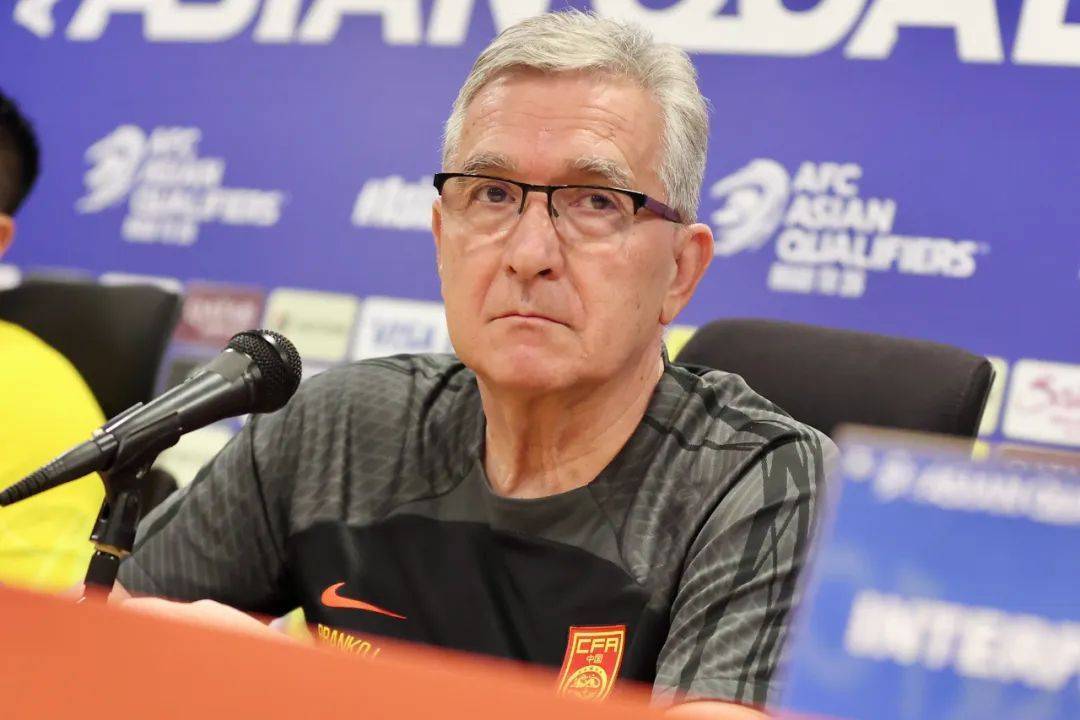 伊万科维奇:相信球员实力 他们能够实现自己梦想