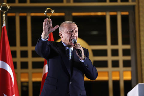 土耳其政局突变!埃尔多安杀疯了