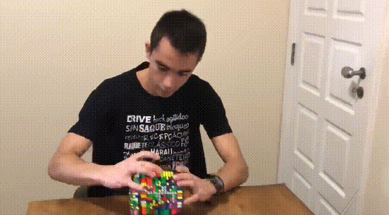 三大赛历史首位南美冠军!29岁的巴西人雨果,他是谁?