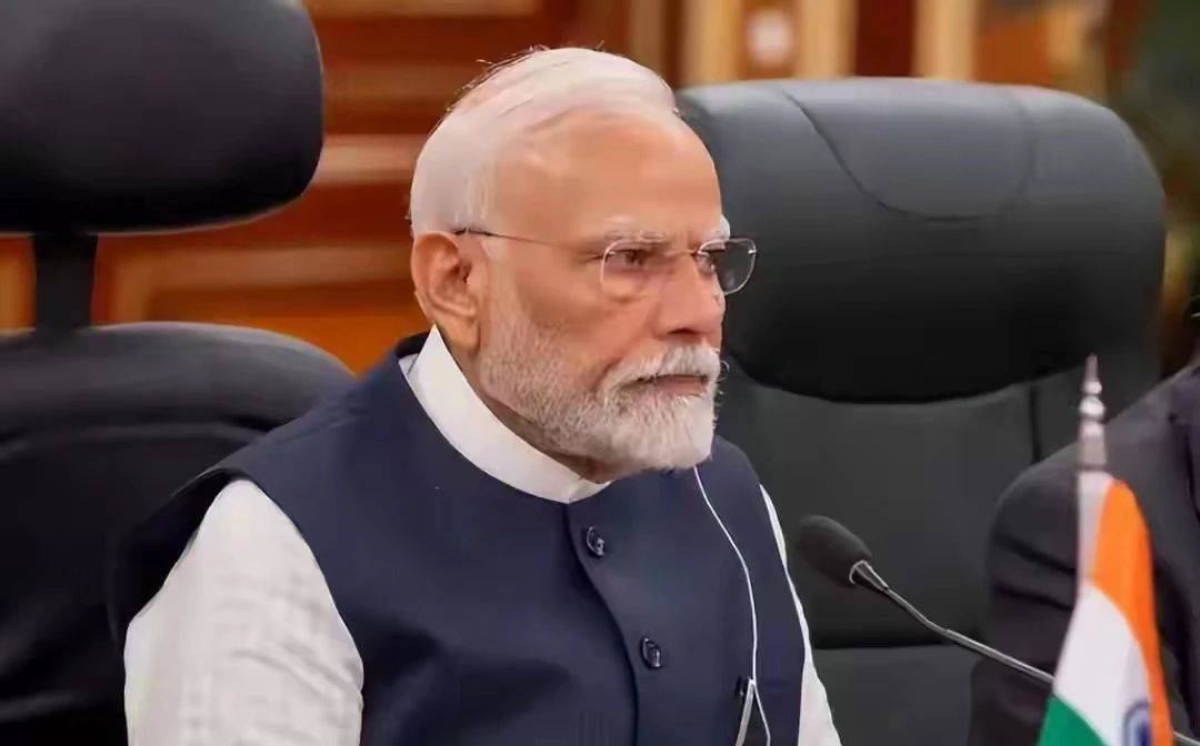 看到这个,印度心态全崩了!中国人藏得太深,这仗根本打不下去!