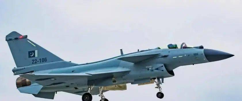 印度想炸毁歼10C,24小时内,巴铁发起雷霆反击,新德里发生爆炸