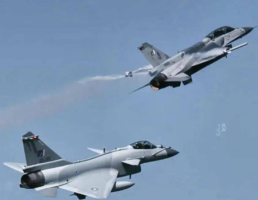 印度想炸毁歼10C,24小时内,巴铁发起雷霆反击,新德里发生爆炸