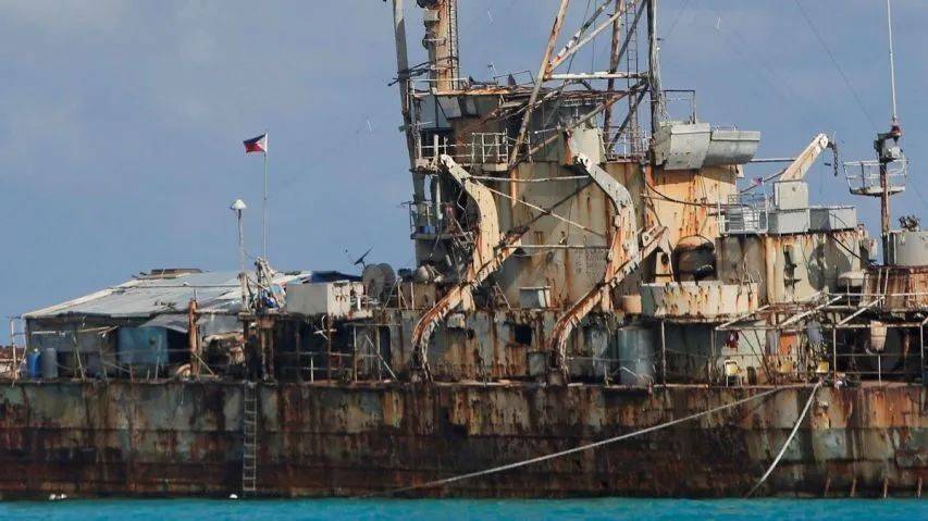 中方在中业岛突然动手,菲律宾紧急呼叫支援,美军先一步跑路