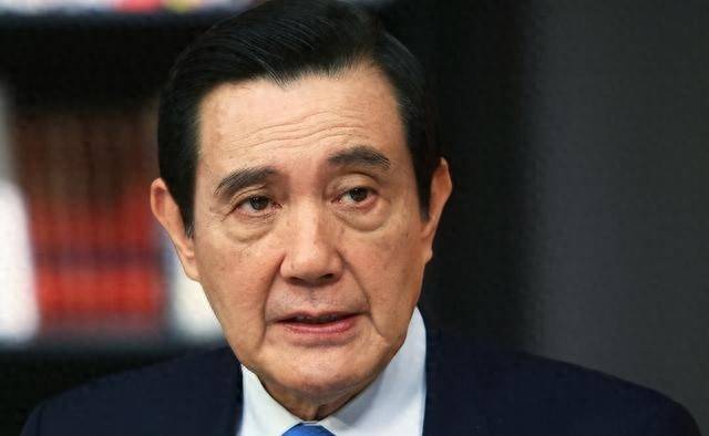 马英九演讲突然脱稿，力挺两岸团结！台下掌声如雷，两岸和平统一引热议