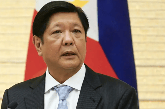 赖在仁爱礁26年，菲律宾等来强援，美军亲自坐镇，王毅外长的话，菲律宾忘了？