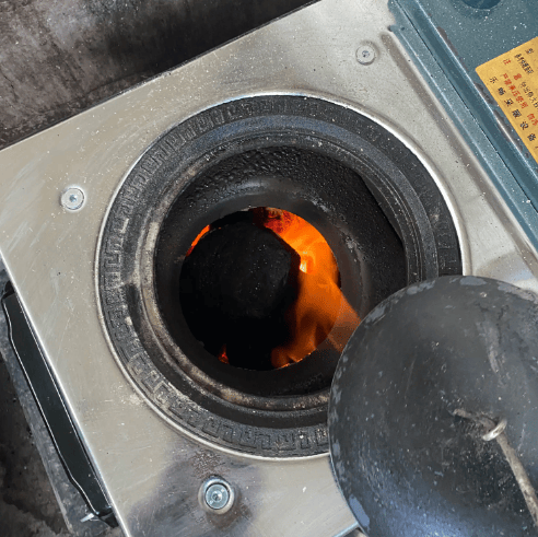 空调房里的一顿炭火烤鱼，将浙江3名女子送进医院