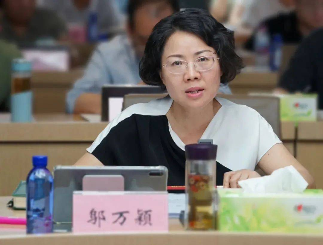 成都国企女掌门邬万颖被查，距前任刘纯落马仅隔14天