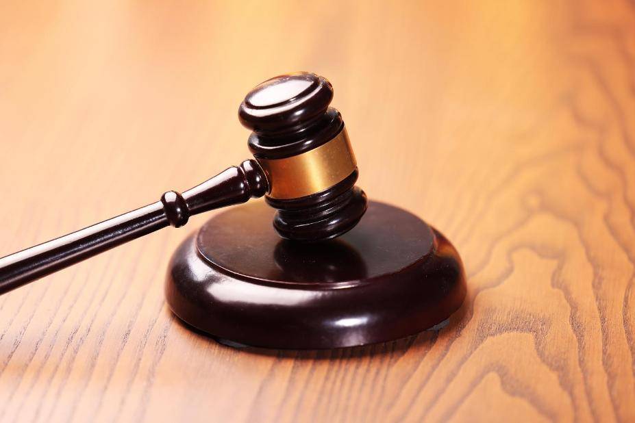 父亲生前向儿子转账233万,继母发现后起诉返还!二审判儿子返还205万