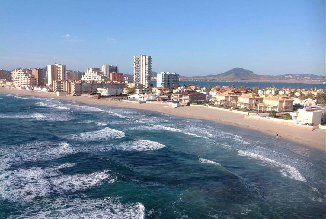 西班牙一酒店爆发食物中毒事件 超百名游客疑似感染沙门氏菌